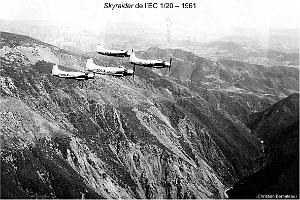 159 - ARMEE DE L'AIR EN ALGERIE 1945-1962-7 (57)